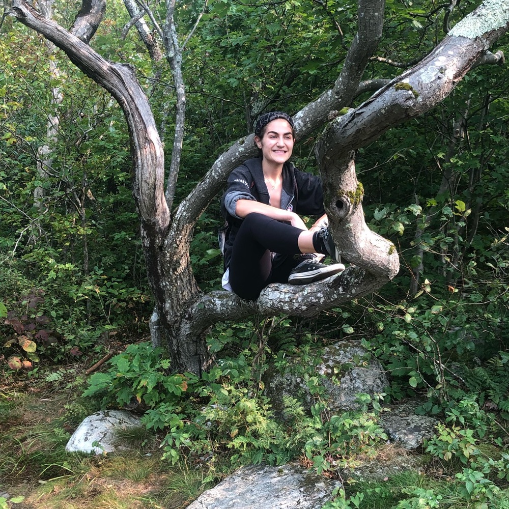 Meet your Posher, Emily